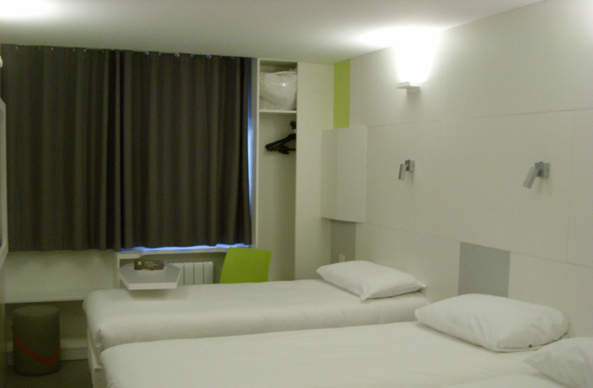 Ibis Styles Paris Saint Ouen Hotel Екстериор снимка
