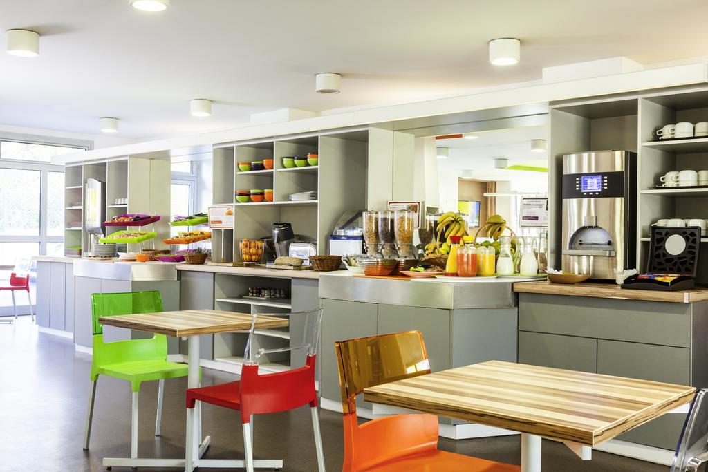 Ibis Styles Paris Saint Ouen Hotel Екстериор снимка