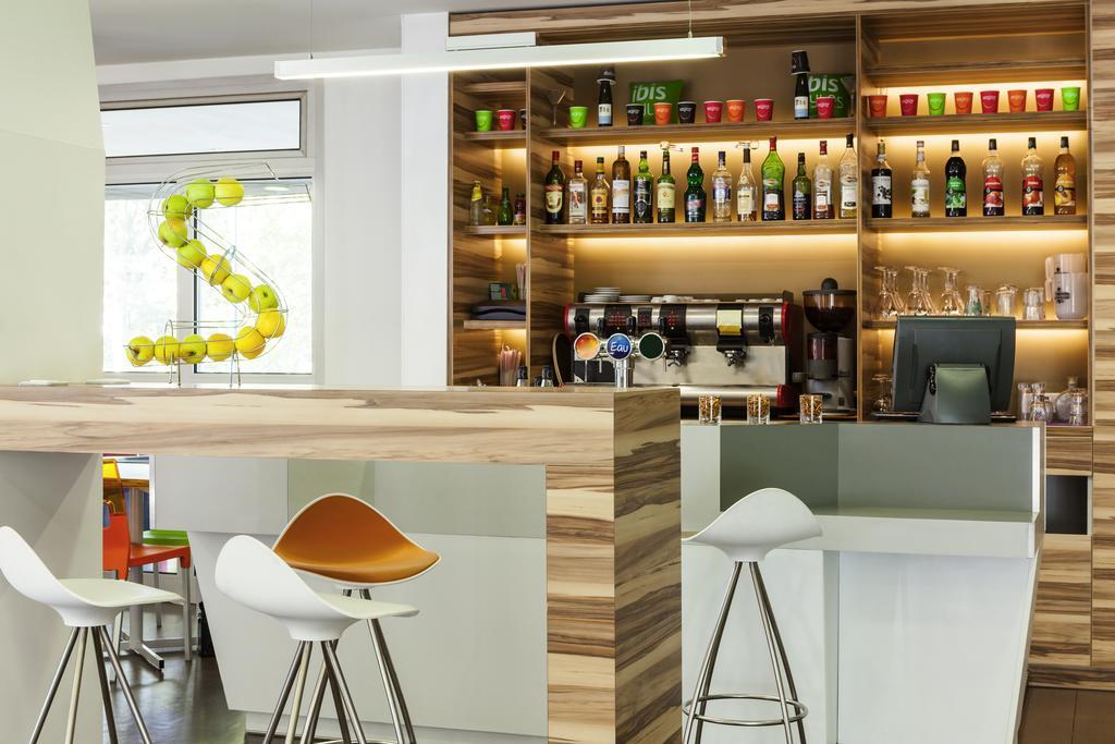 Ibis Styles Paris Saint Ouen Hotel Екстериор снимка