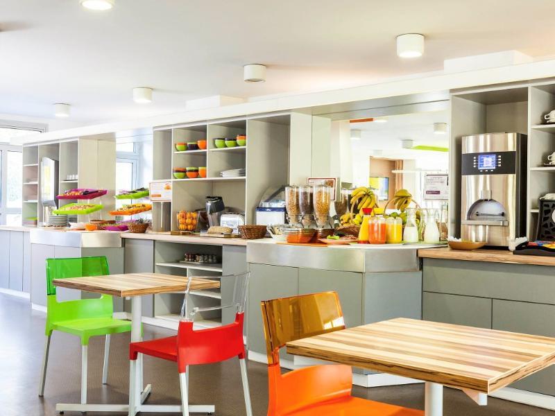 Ibis Styles Paris Saint Ouen Hotel Екстериор снимка