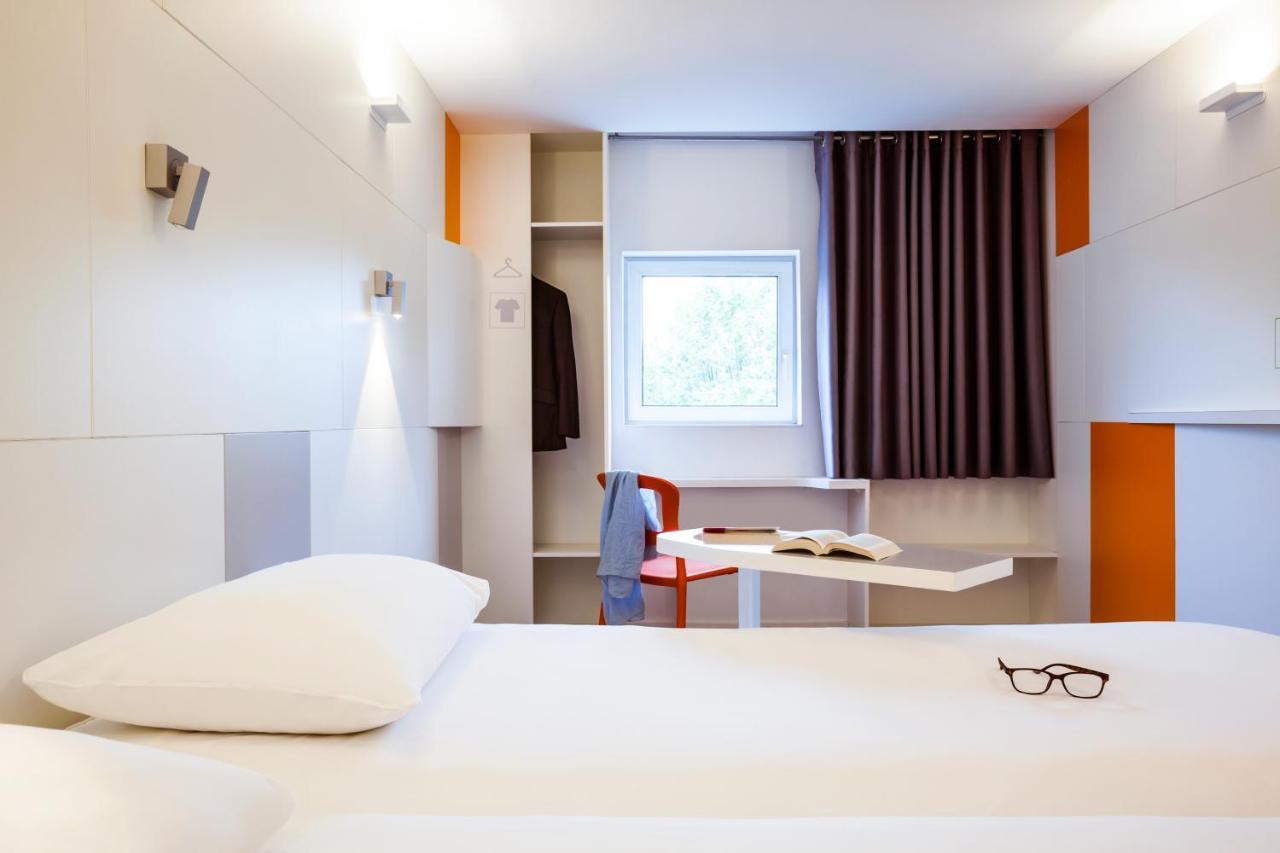 Ibis Styles Paris Saint Ouen Hotel Екстериор снимка